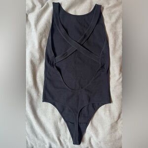 Aritzia Wilfred Free Marie bodysuit